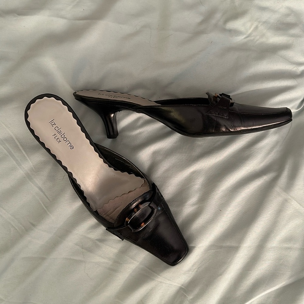 Liz Claiborne Y2K kitten heel mules with tortoise shell detail size 8.5